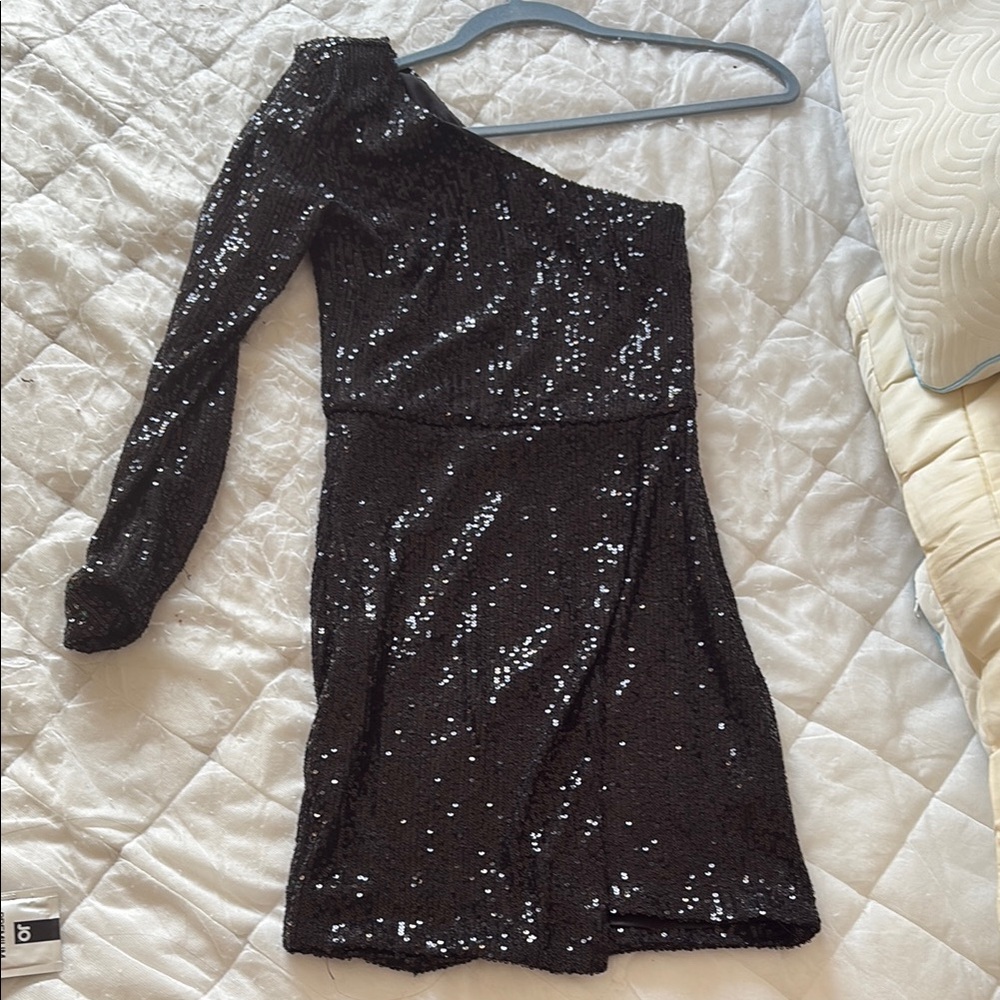 Adika Black Sequin One-Shoulder Dress